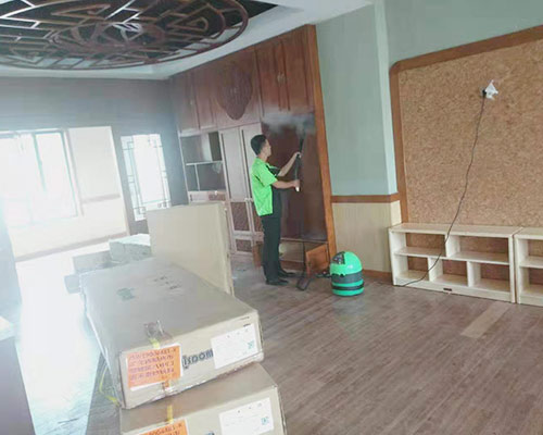 興華禮儀幼兒園（yuán）