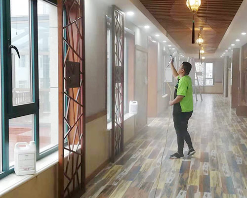 興華禮儀幼兒園（yuán）